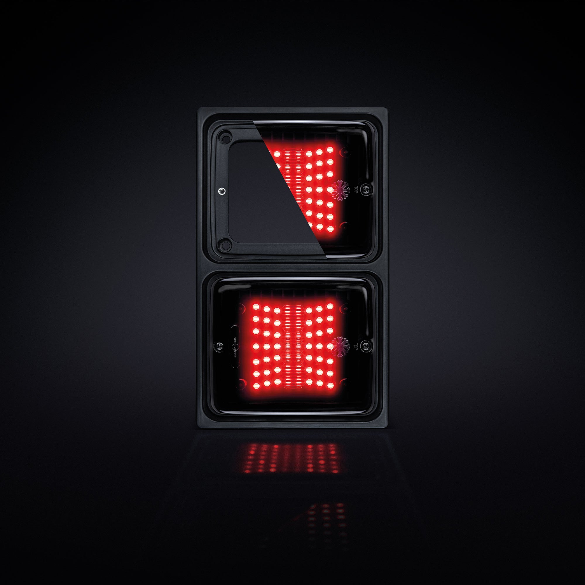 Strands IZE LED Double Mounting Frame / 2 Lamp Vertical Version -