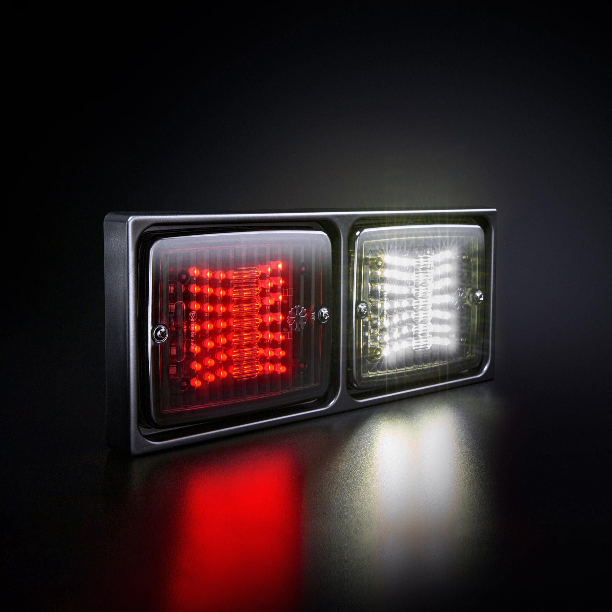 Strands IZE LED Double Mounting Frame / 2 Lamp Horizontal Version -