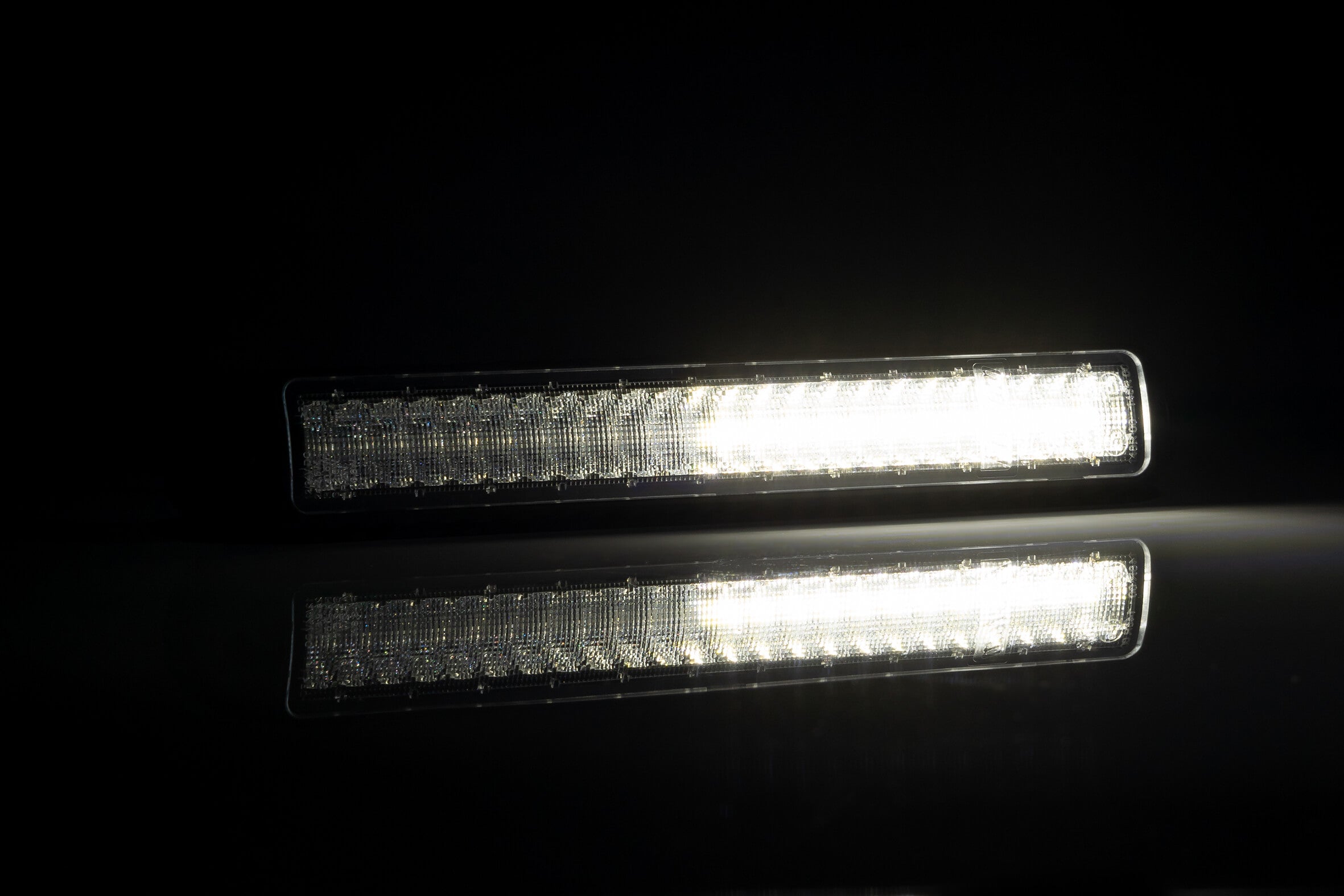 Fristom Rear Strip Light with Fog & Reverse - spo-cs-disabled - spo-default - spo-enabled - spo-notify-me-disabled