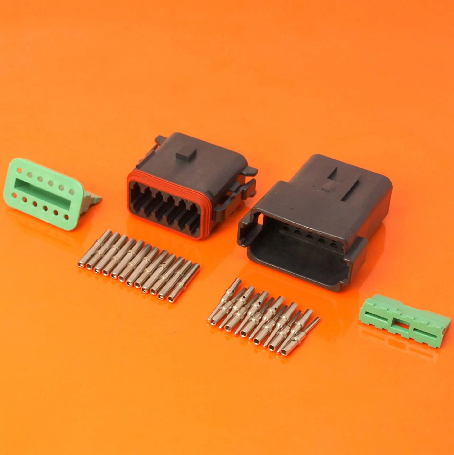 Kit de connecteurs mâles et femelles DEUTSCH DT / 12 voies - dup-review-publication - spo-cs-disabled - spo-default - spo-disa