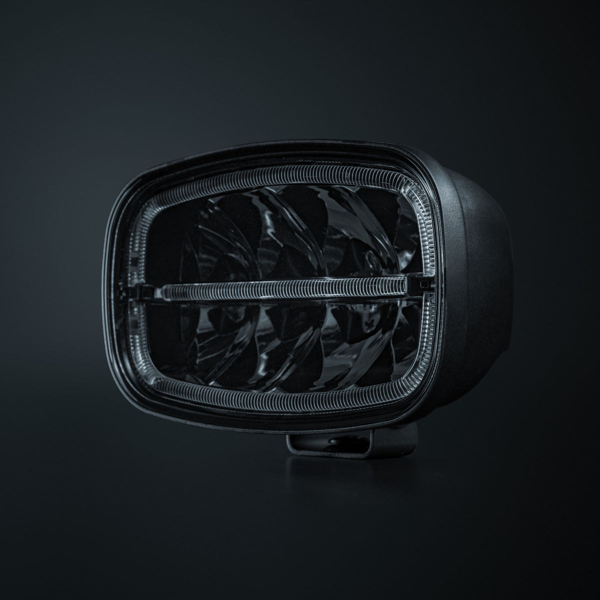 Strands Freedom Ambassador Driving Light / 9"
