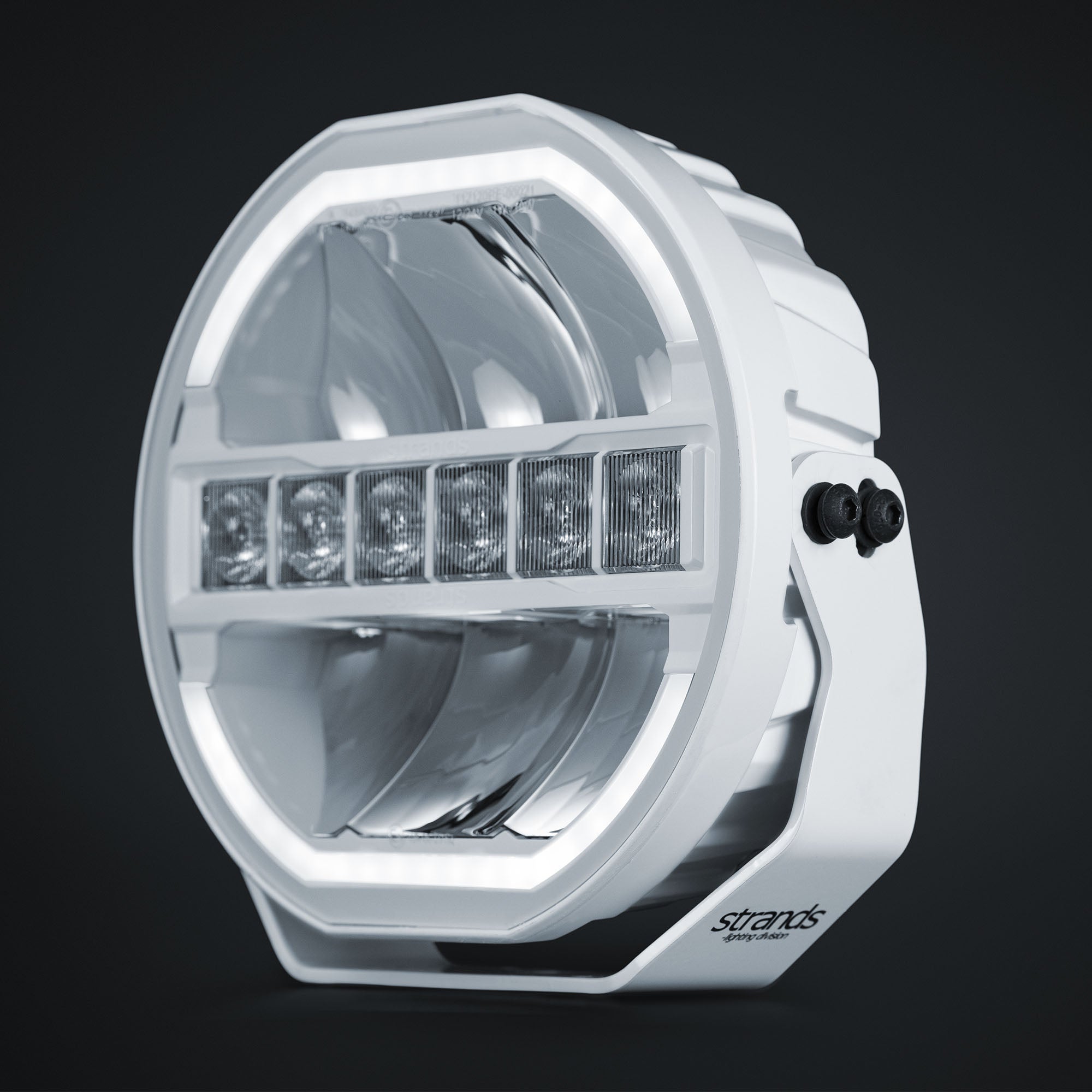 Strands White Skylord Driving Light / 9"