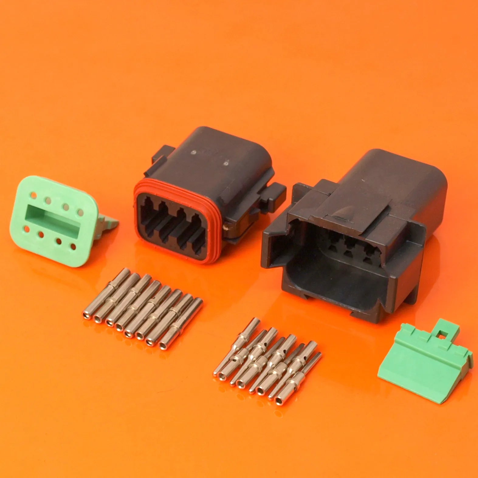 Connecteur mâle et femelle DEUTSCH DT / Kit 8 voies - dup-review-publication - spo-cs-disabled - spo-default - spo-disab