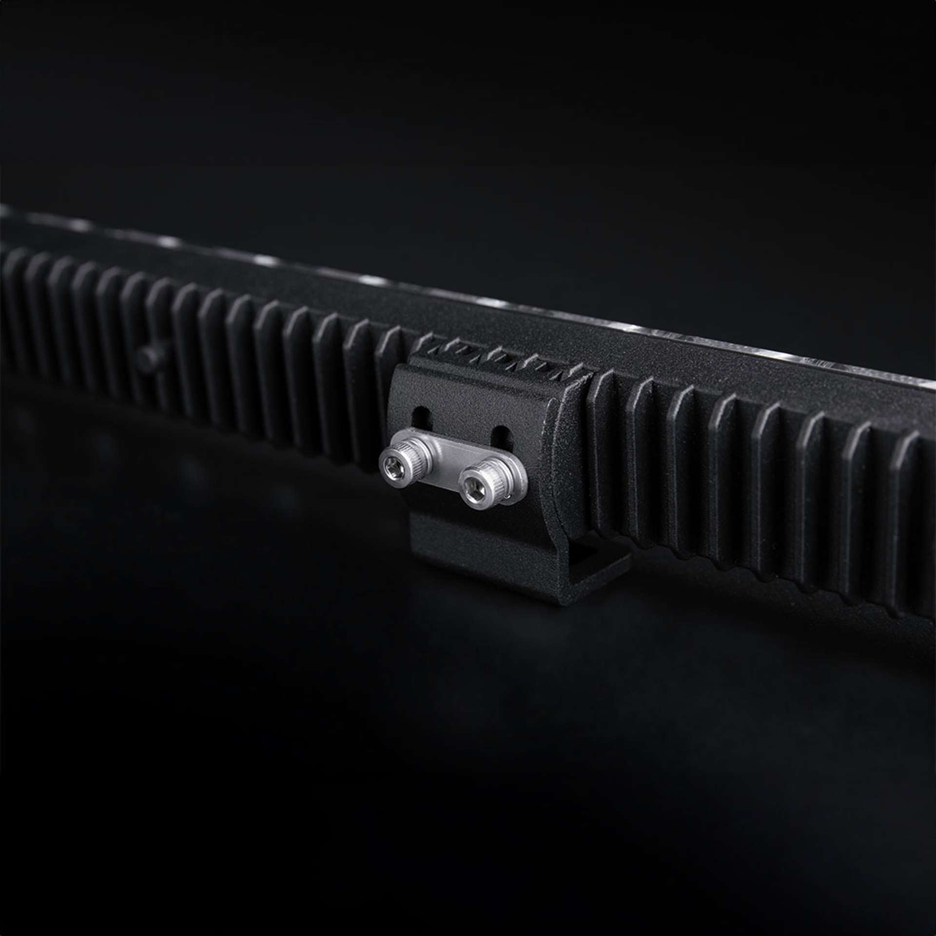 Strands Nuuk E-Line Low Profile LED Light Bar / 20" UK + Ireland