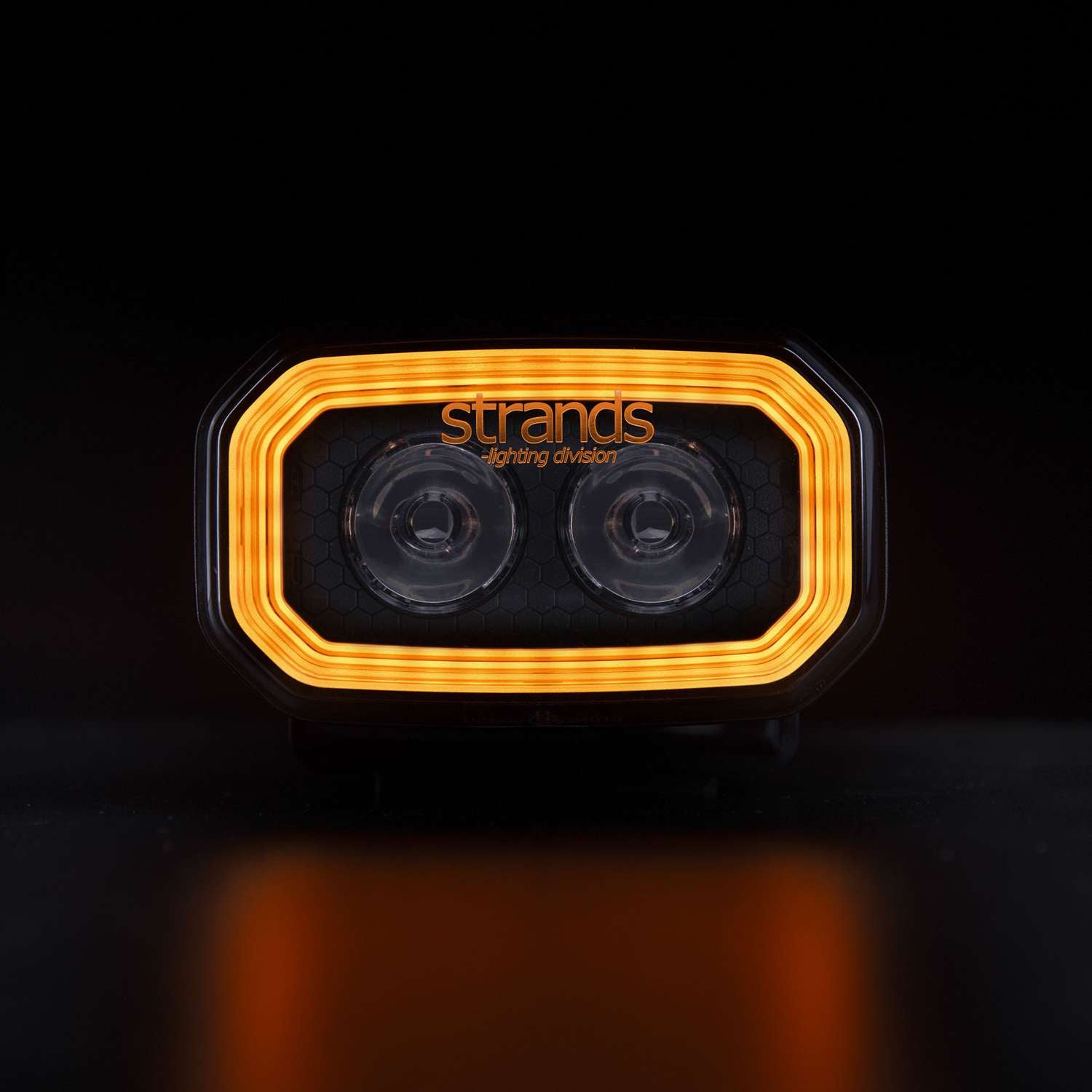 Strands FOR9T Light Pod met wit en amberkleurig positielicht / 4"