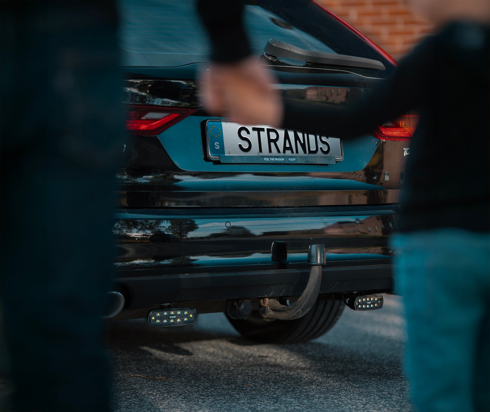 Strands Nuuk E-line Black R / Reverse Light UK + Ireland