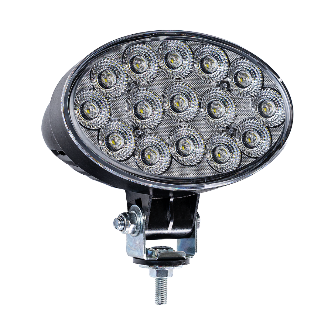 Fristom FT-366 &amp; FT-367 Oval LED Work Lamps / 6200 lumen with wide flood beam pattern