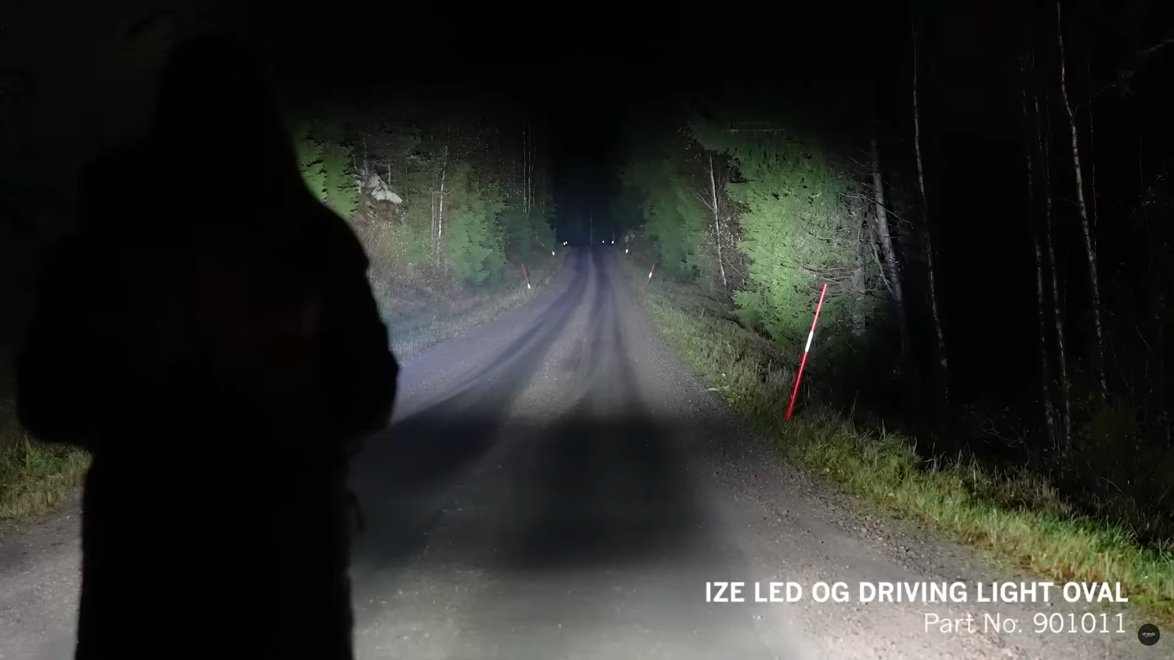 Strands IZE LED OG Oval Driving Light / 9"