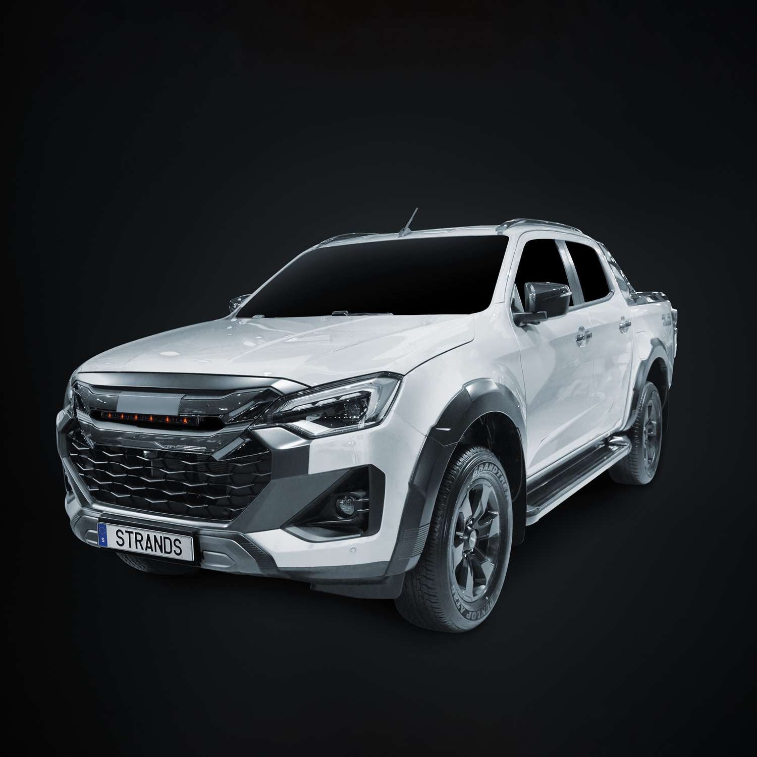 Strands 20" Dark Knight Nuuk Light Bar Grille Kit for Isuzu D-Max 2025