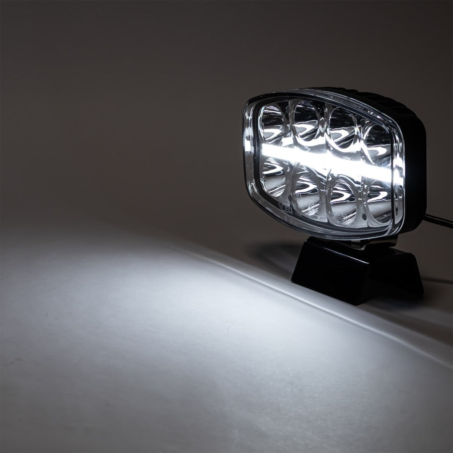 Full LED Driving Lamp with Centre Stripe Parking Light