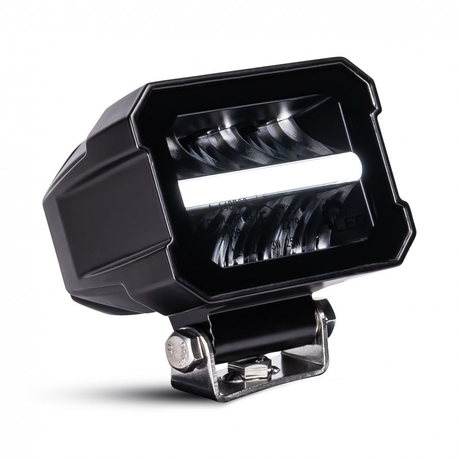 LED Driving Lamp with Position Light Strip 2200lm / 4.5"