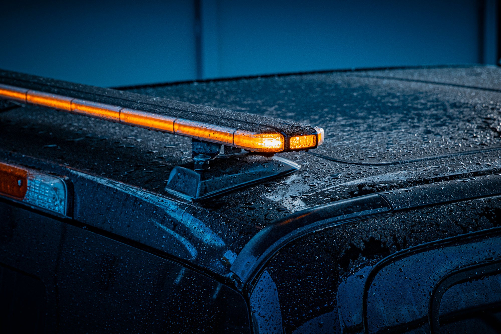 Strands Cruise Light Roof Beacon Bar / 1076mm
