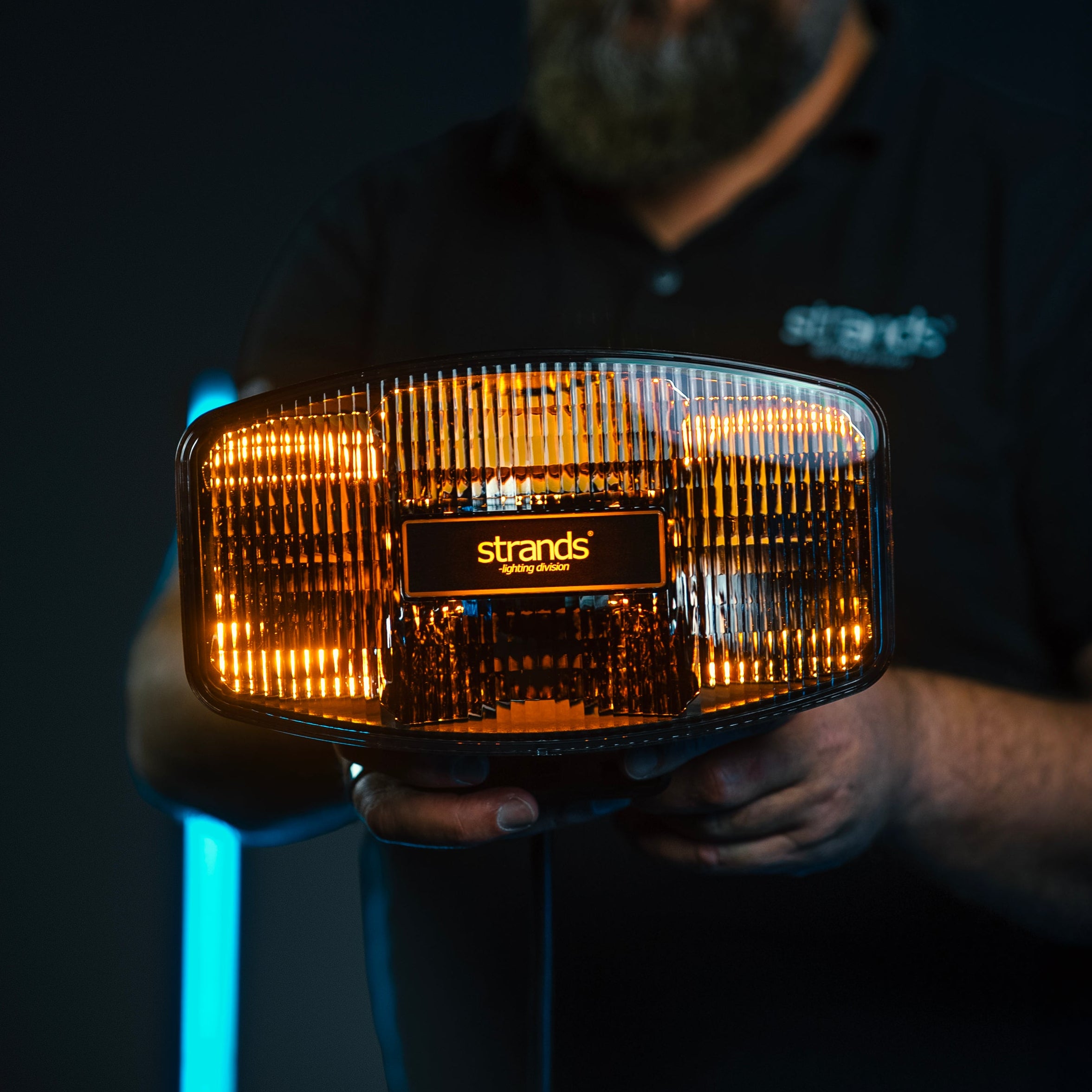 Strands IZE LED OG Oval Driving Light / 9"