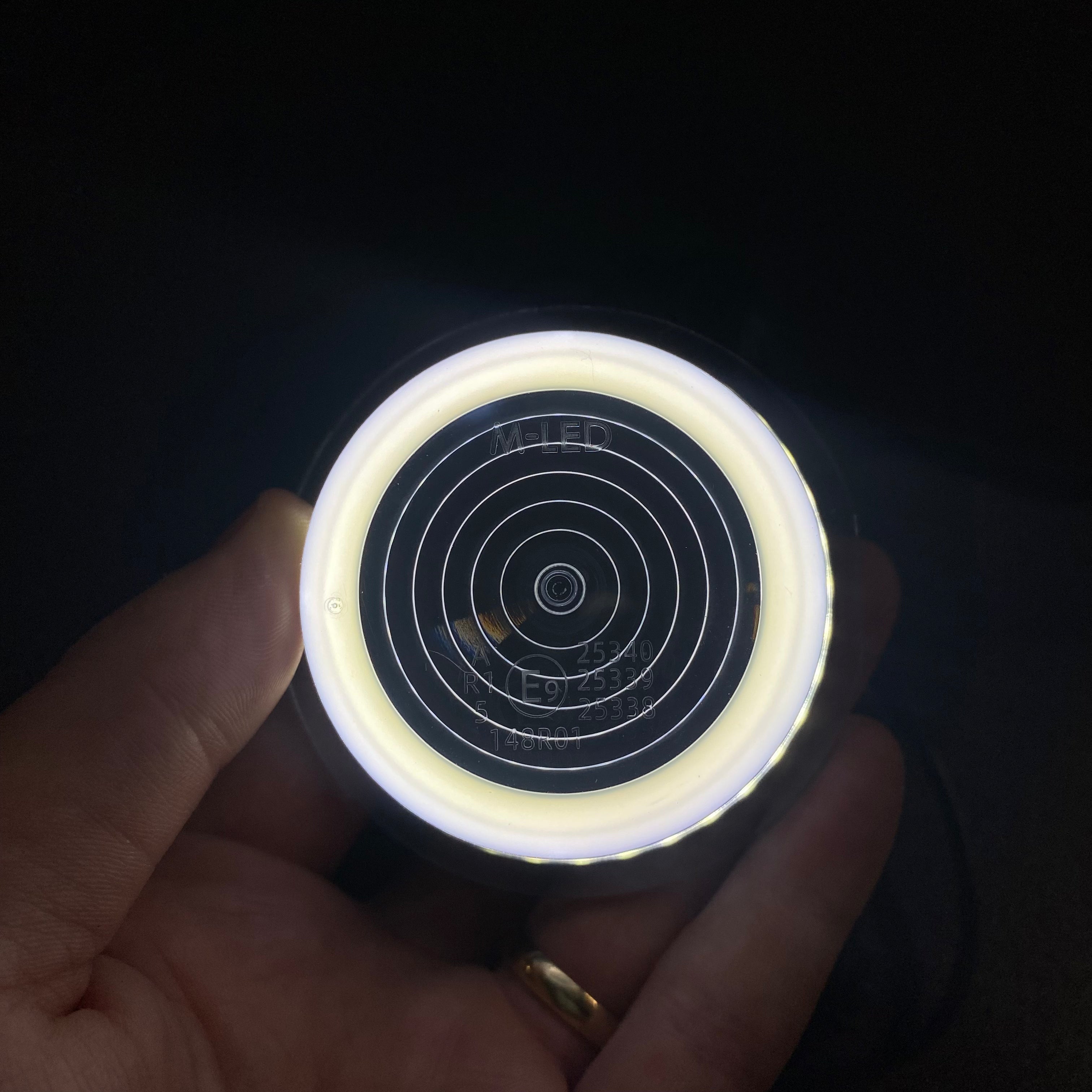 Danish Halo Light - Dual Colour Amber/White