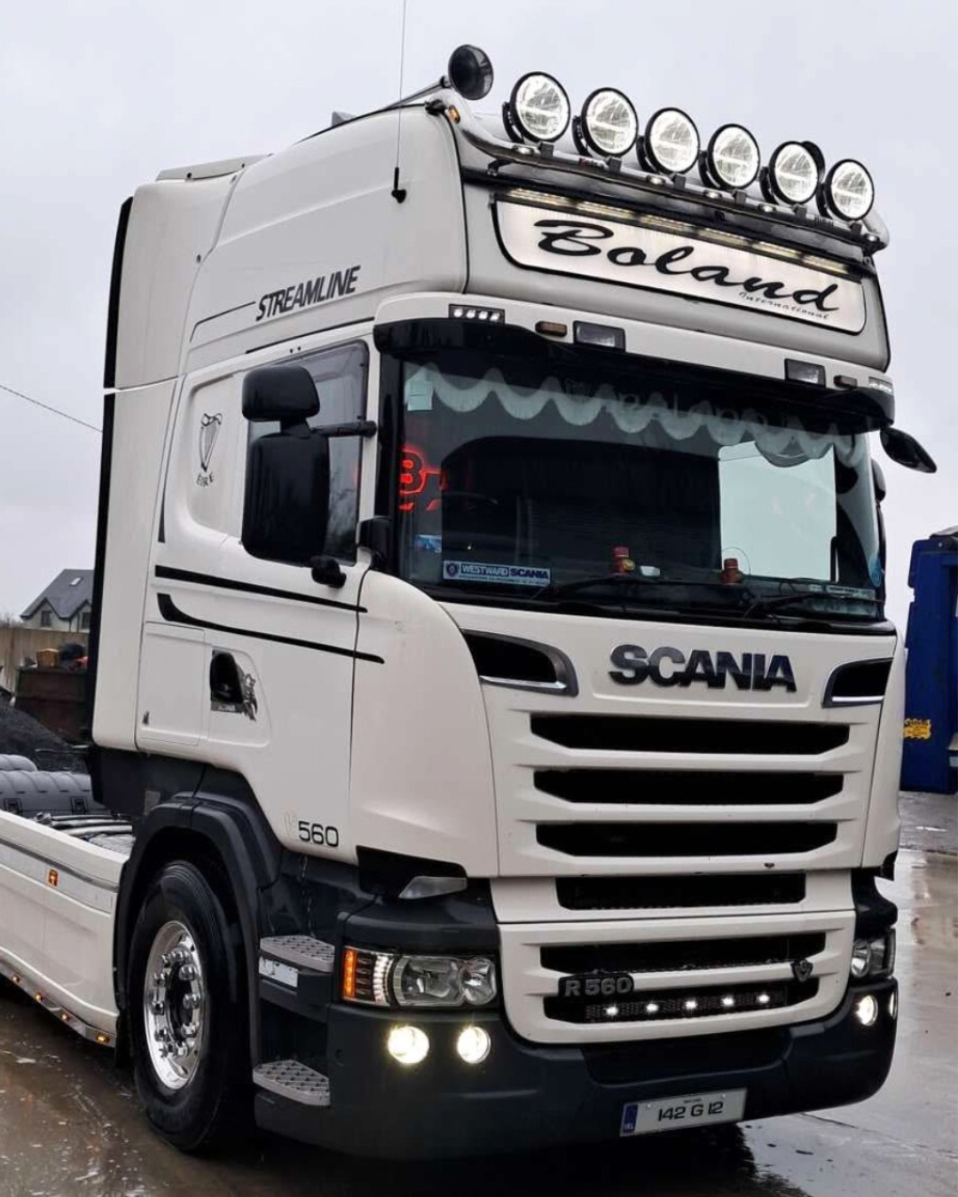 was strands ambassador halo spot lights for truck