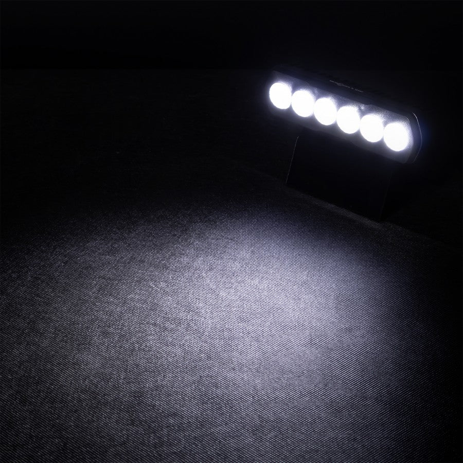 Black LED Work Light / 1400 Lumen UK + Ireland