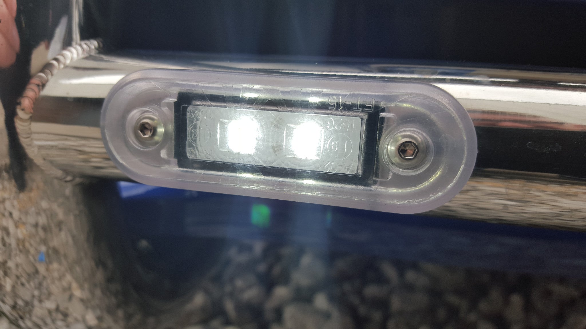 Rundad genomskinlig packning för rörstänger / för användning med LED-lampor i sänkning - främre och bakre markeringsljus - spo-c