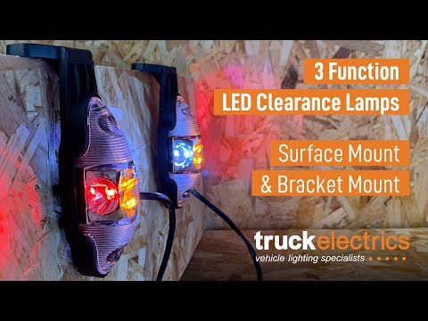 Drei 3-Funktions-LED-Umrissleuchten zur Oberflächenmontage für LKW-Anhänger